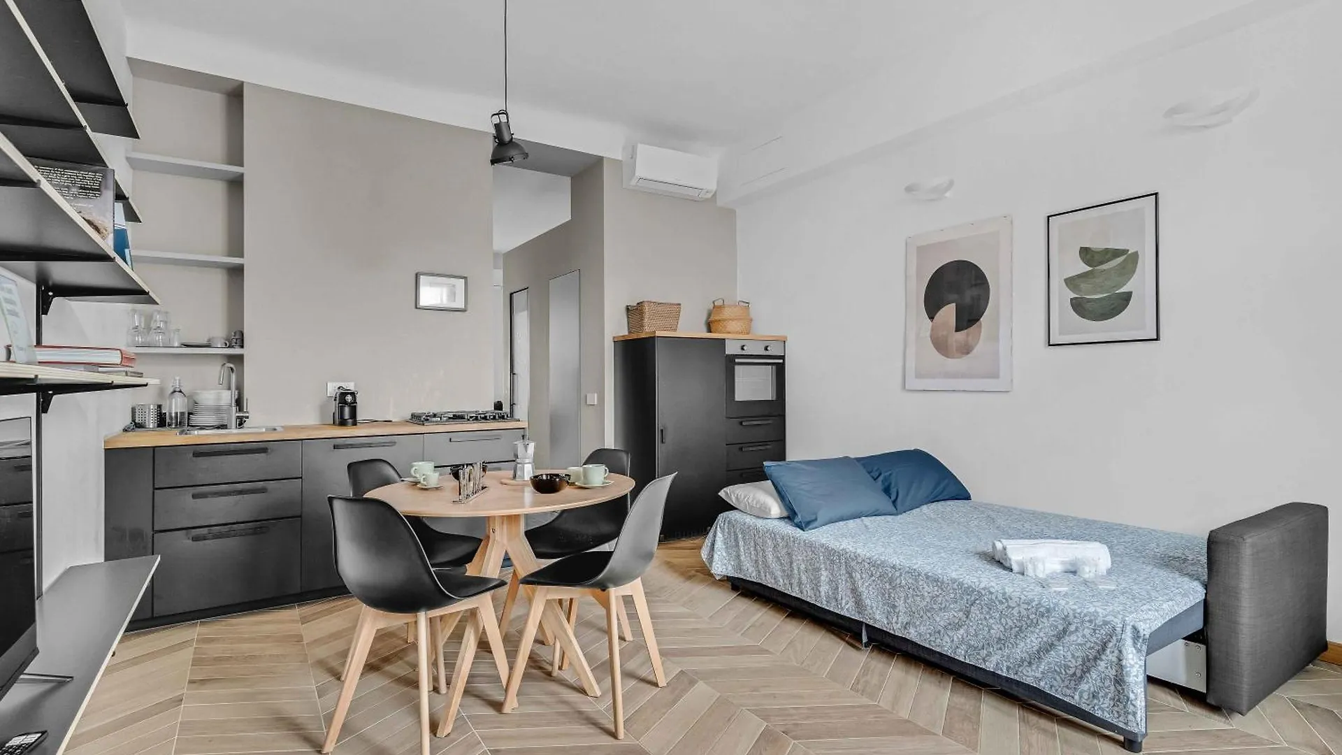 Apartment Ven54 -Loreto - Duomo- Modern - Central - Bright Milan